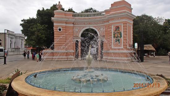 Monumento a la Patria